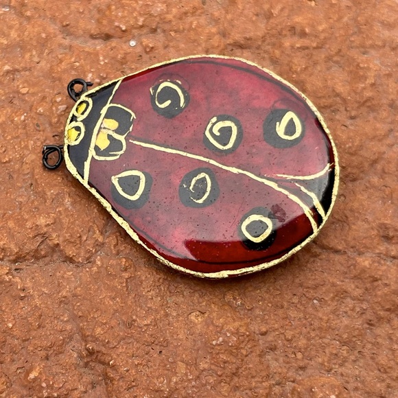 * SALE * Artisan Ladybug Pin Hand Painted Acrylic Coated Paper-craft & Wire - Picture 4 of 5
